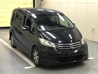HONDA FREED 2010