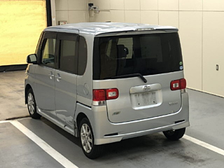 DAIHATSU TANTO 2012