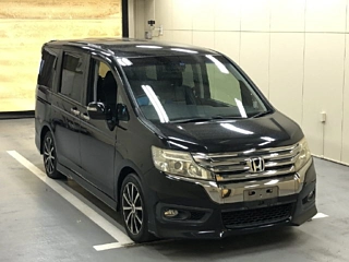 HONDA STEP WAGON 2012