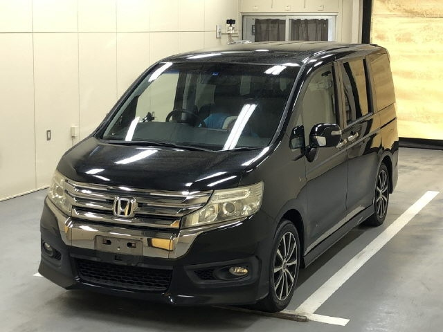 HONDA STEP WAGON 2012