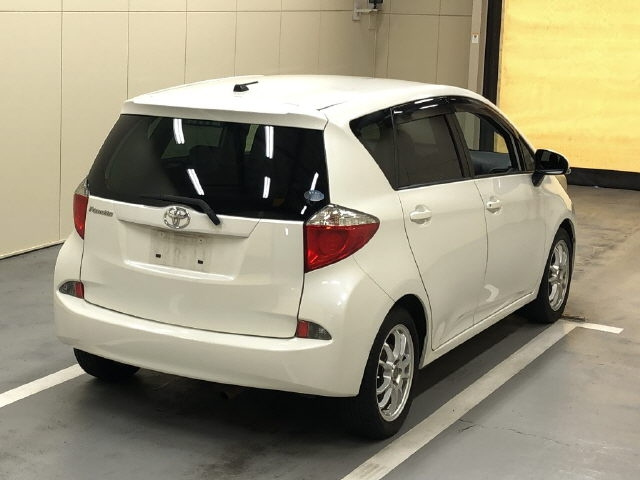 TOYOTA RACTIS 2012