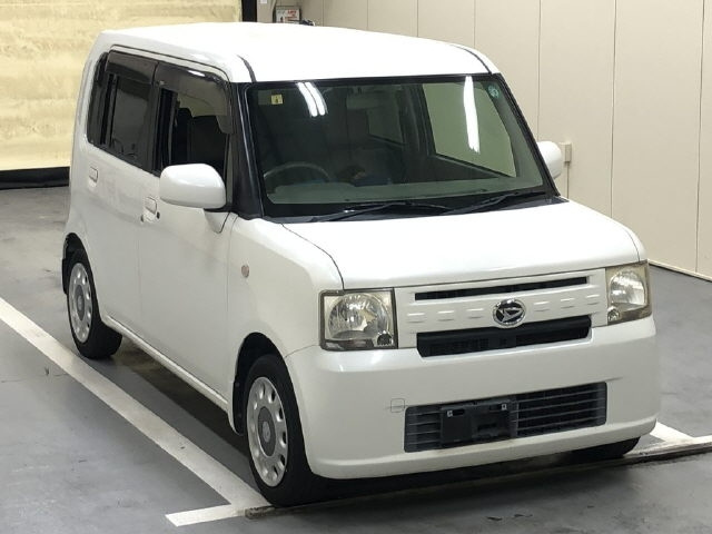DAIHATSU MOVE CONTE 2014
