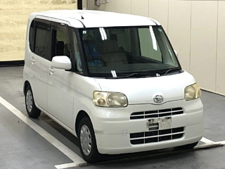 DAIHATSU TANTO 2009