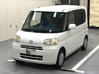 DAIHATSU TANTO 2009