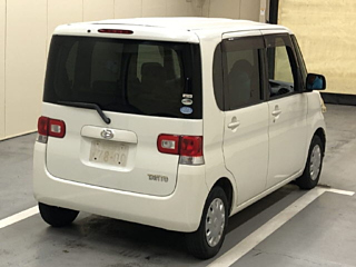 DAIHATSU TANTO 2009