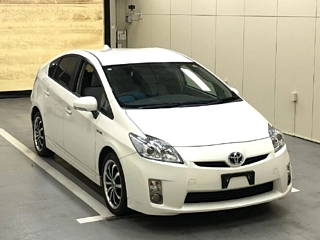 TOYOTA PRIUS 2011