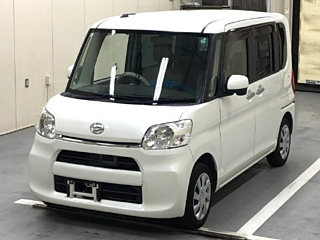DAIHATSU TANTO 2015