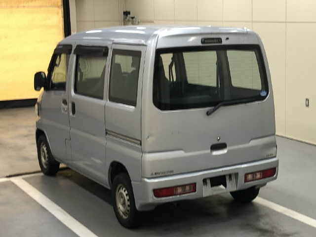 MITSUBISHI MINICAB VAN 2013