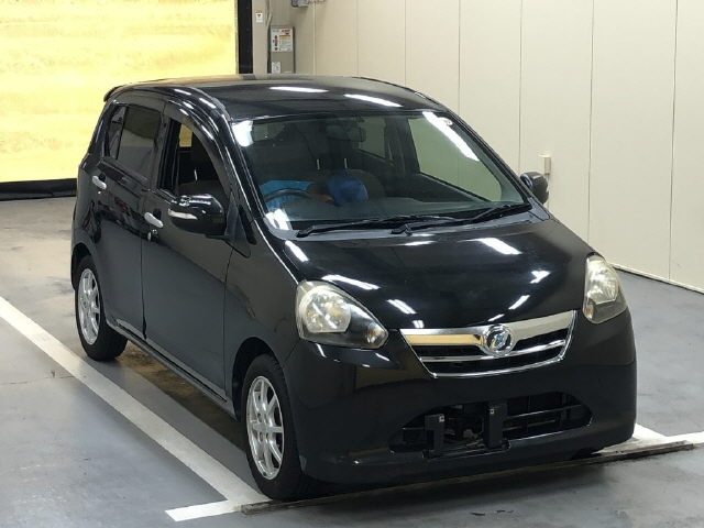 DAIHATSU MIRA E S 2012