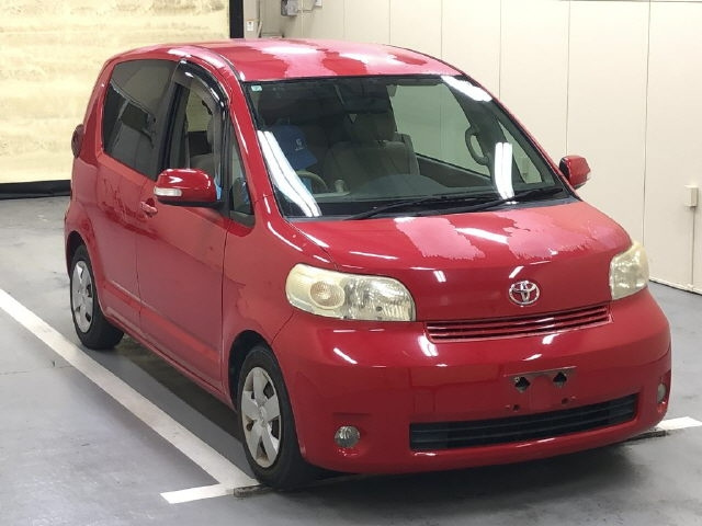 TOYOTA PORTE 2009