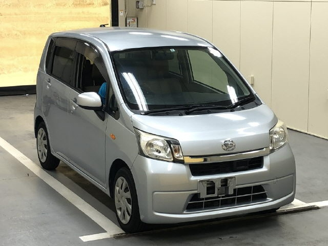 DAIHATSU MOVE 2014