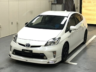 TOYOTA PRIUS 2013