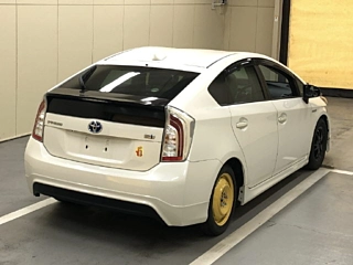 TOYOTA PRIUS 2013