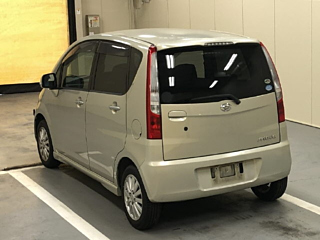 DAIHATSU MOVE 2010