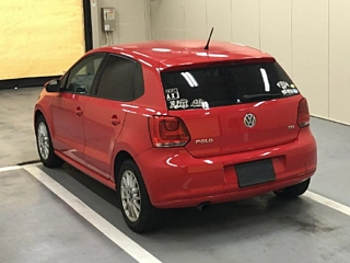VOLKSWAGEN POLO 2011