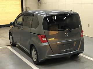 HONDA FREED 2010