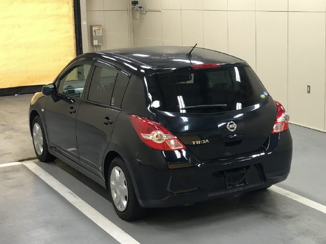 NISSAN TIIDA 2009
