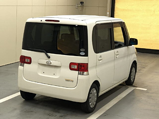 DAIHATSU TANTO 2008