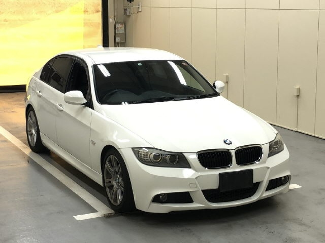 BMW 3 SERIES 2010