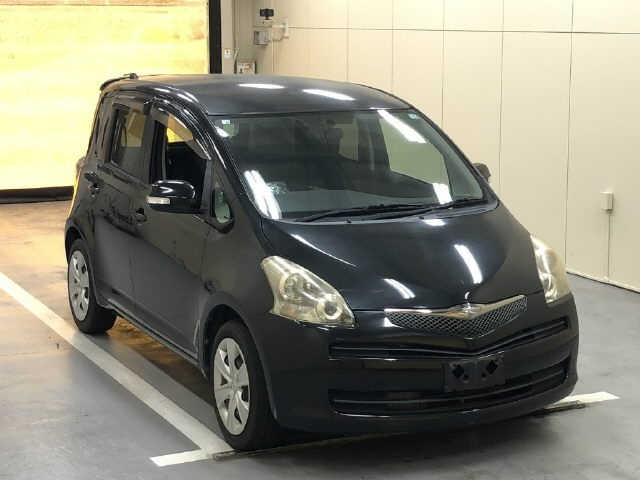 TOYOTA RACTIS 2010