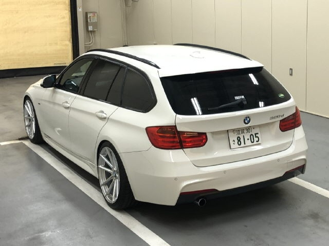 BMW 3 SERIES 2013