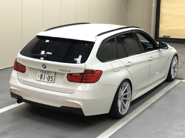 BMW 3 SERIES 2013