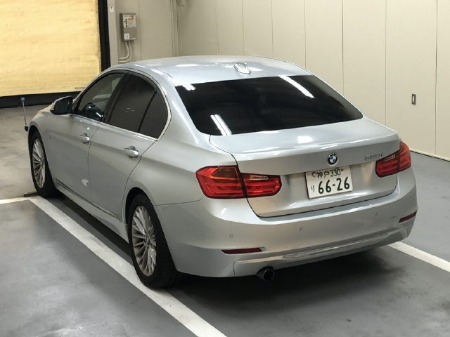 BMW 3 SERIES 2012