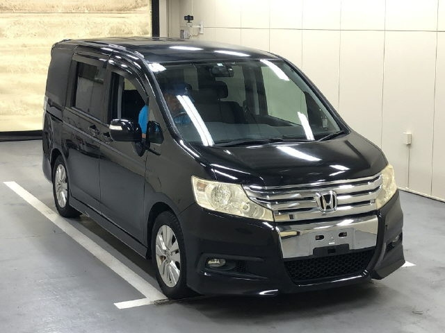 HONDA STEP WAGON 2010