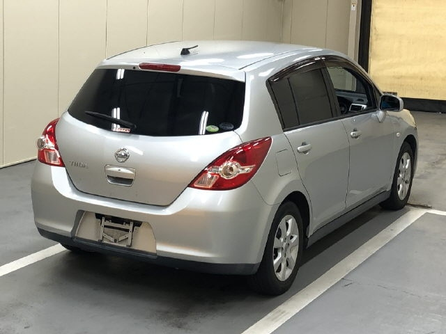NISSAN TIIDA 2008
