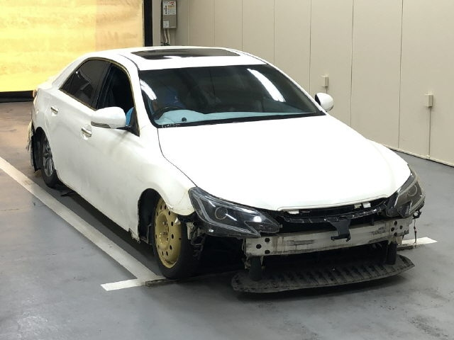 TOYOTA MARK X 2010