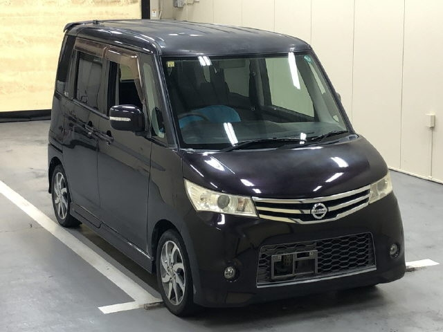 NISSAN ROOX 2010