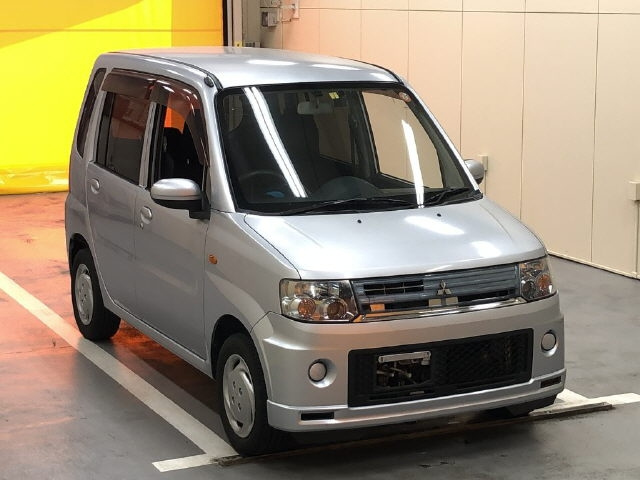 MITSUBISHI TOPPO 2013