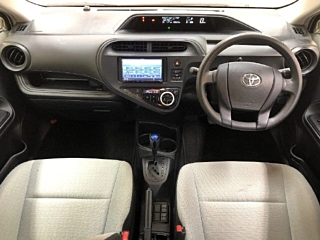 TOYOTA AQUA 2018