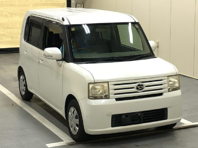 DAIHATSU MOVE CONTE 2010
