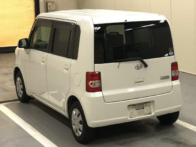 DAIHATSU MOVE CONTE 2010