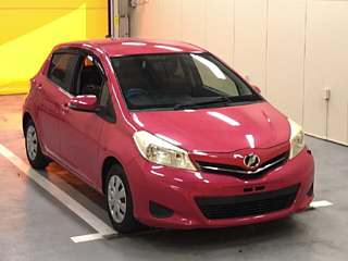 TOYOTA VITZ 2012