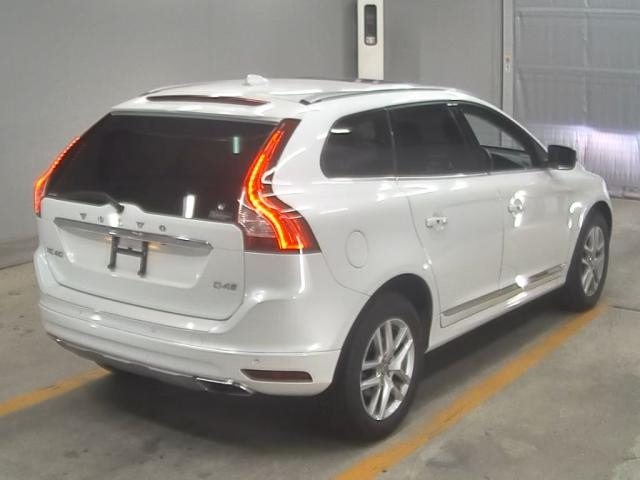 VOLVO XC60 2017