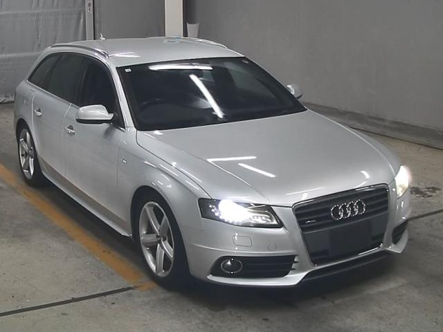 AUDI A4 2010