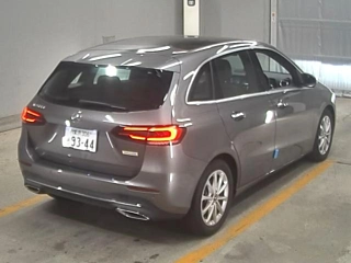 Заказать MERCEDES BENZ B CLASS