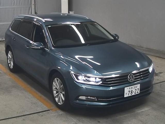 VOLKSWAGEN PASSAT VARIANT 2016