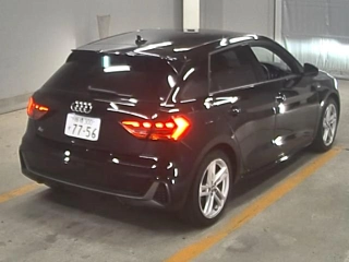 Заказать AUDI A1