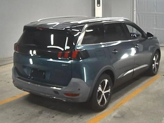 PEUGEOT 5008 2018