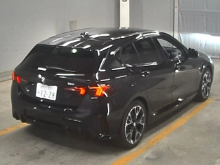 Заказать BMW 1 SERIES