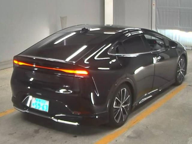 TOYOTA PRIUS 2023