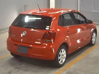 VOLKSWAGEN POLO 2014