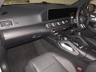 MERCEDES BENZ GLE CLASS 2024
