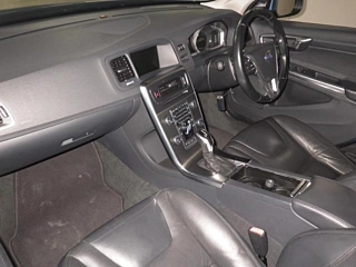 VOLVO V60 2014