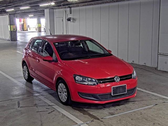 VOLKSWAGEN POLO 2012