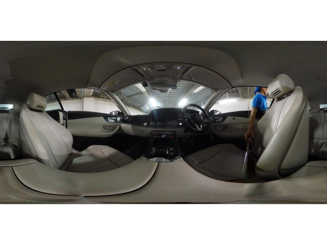 MERCEDES BENZ E CLASS 2019