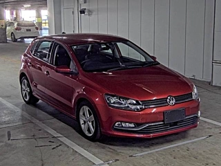 VOLKSWAGEN POLO 2016
